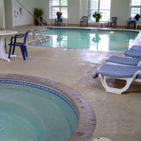 La Quinta Inn & Suites by Wyndham Milwaukee Delafield