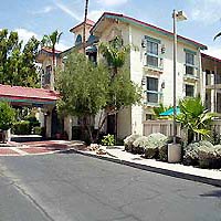 La Quinta Inn by Wyndham Phoenix Sky Harbor Airport