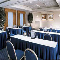 La Quinta Inn & Suites by Wyndham Dallas Arlington South