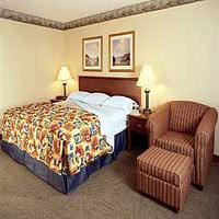 La Quinta Inn & Suites by Wyndham Naples East (I-75)
