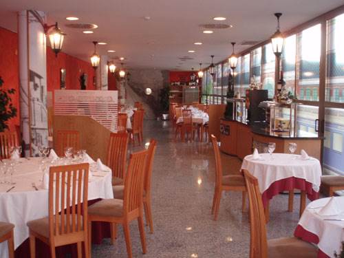 Aparthotel Suites Huesca