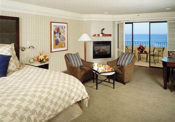 Monterey Bay Inn