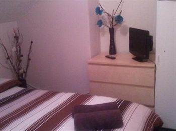 Hotel 33