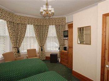 Alpine Villa Guest House