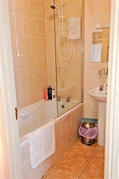 Manor Farm B&B