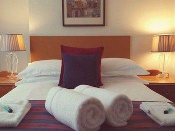 Starlings Guest House