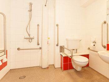 ibis budget London Heathrow T5 (Formerly Travelodge)