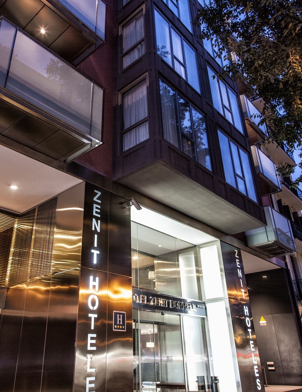 Hotel Zenit Conde De Borrell