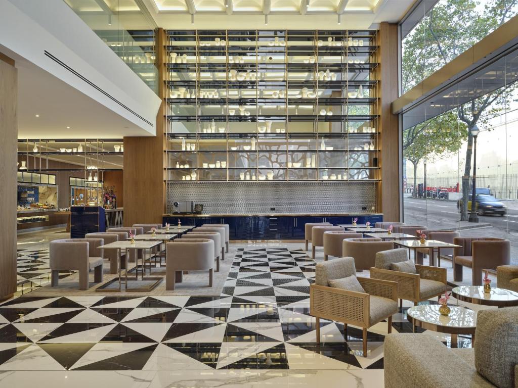 Intercontinental Barcelona (Formerly Crowne Plaza Fira Center)
