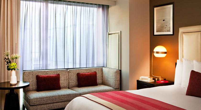 Hotel Commonwealth
