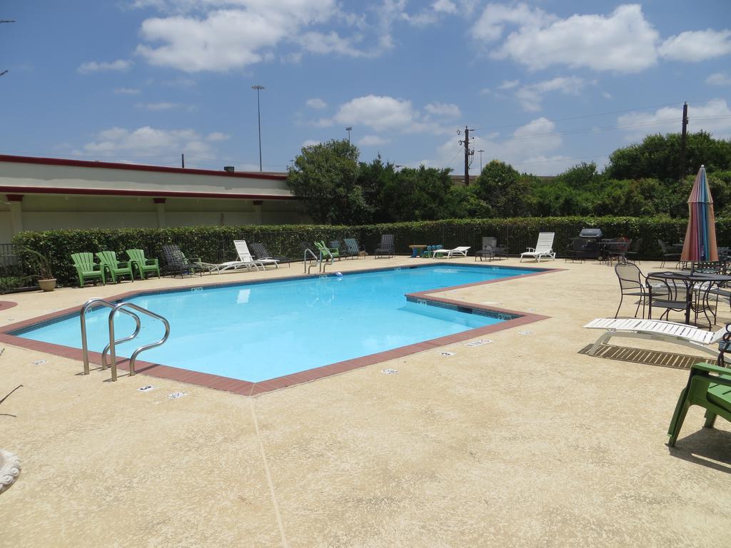 Gateway Hotel Dallas