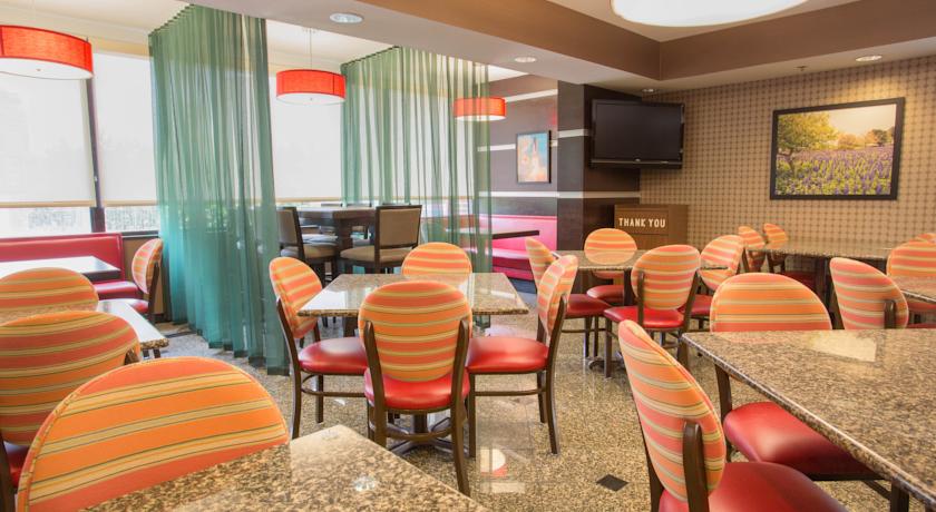 Drury Inn Suites Houston Energy Corr
