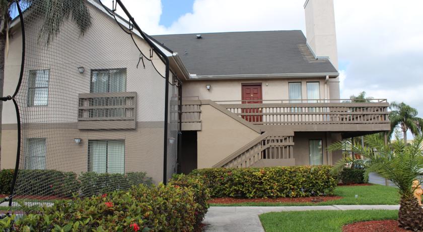 Doral Inn & Suites Miami Airport West