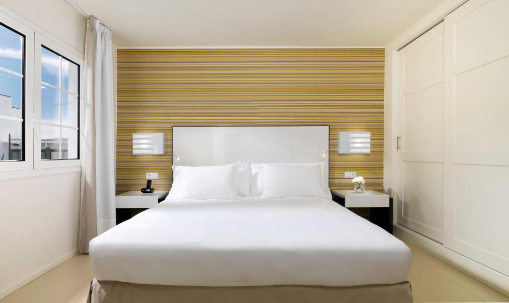Sentido H10 White Suites