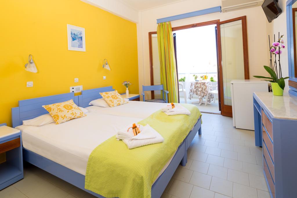 Canea Mare Hotel & Apartments