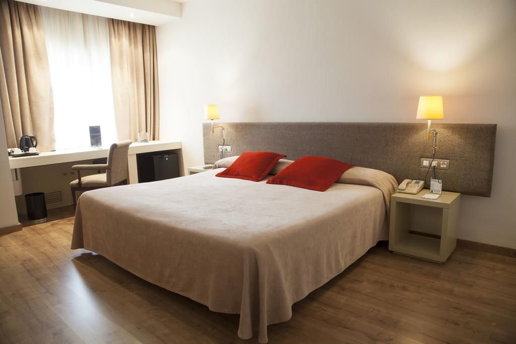 BlueCity Condes Lleida Hotel (Formerly Condes de Urgell)