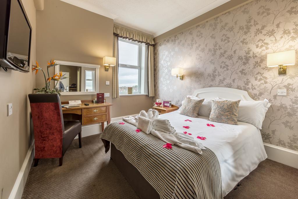 Muthu Westcliff Hotel (Near London Southend Airport) (Formerly Westcliff Hotel)