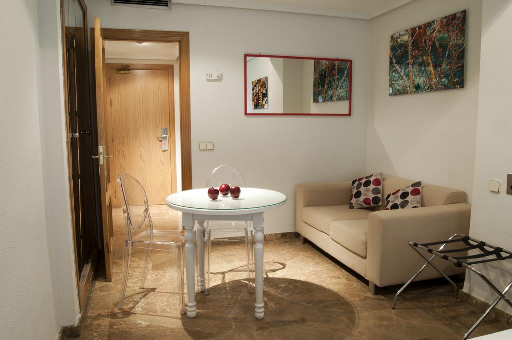 Quo Eraso Aparthotel