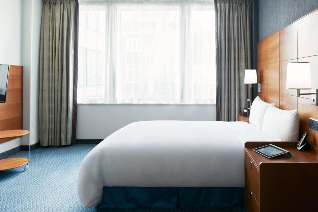 Club Quarters Hotel, St. Paul's
