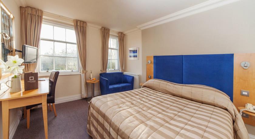 Berkeley Square Hotel