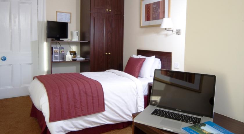 Angus Hotel