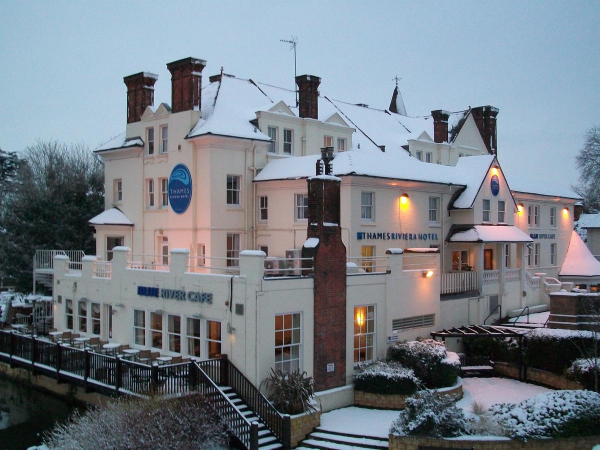 Thames Riviera Hotel