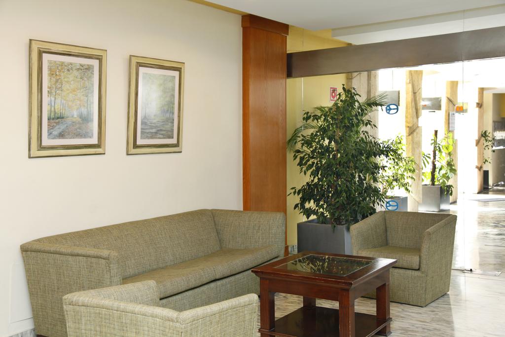 Apartamentos Roc Portonova