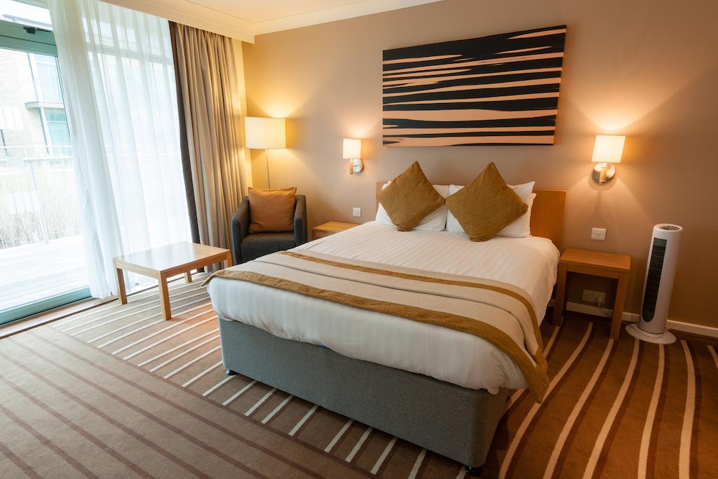 De Vere Cotswold Water Park