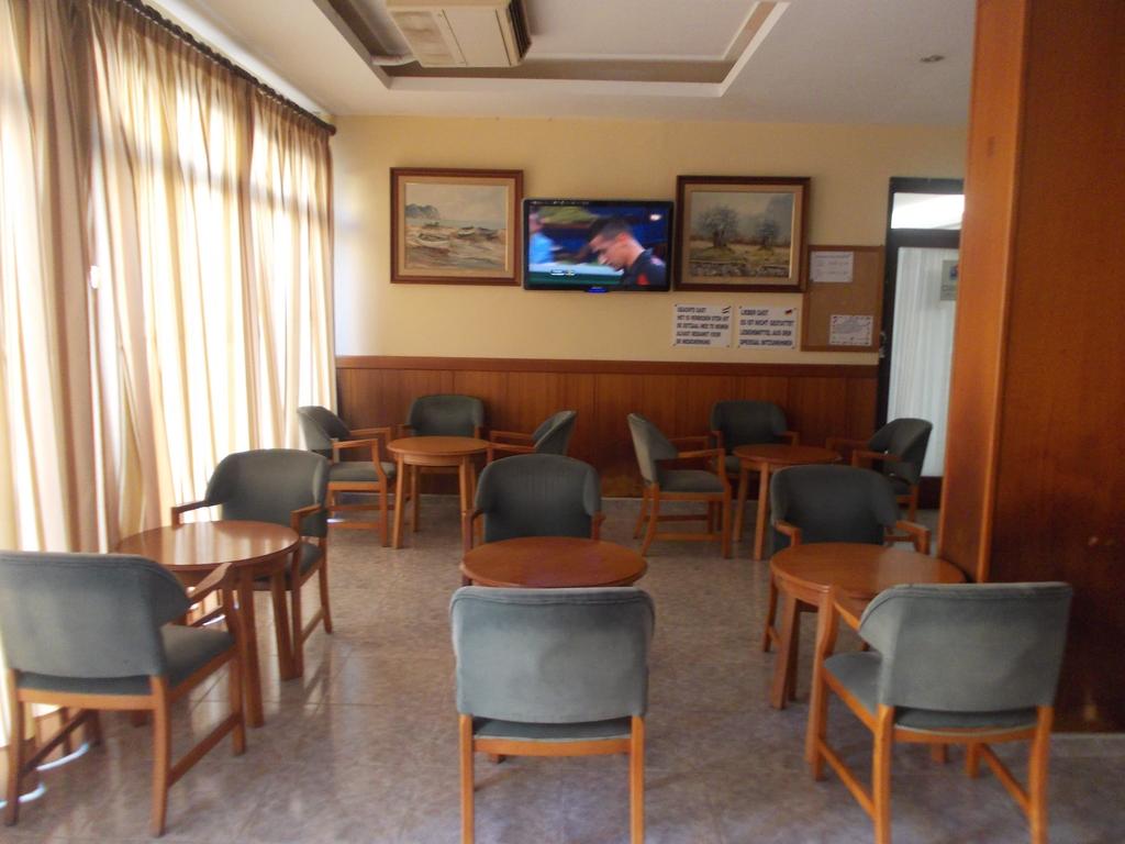 Hotel Iris