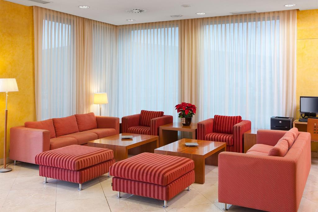 Hotel City Express Santander Parayas