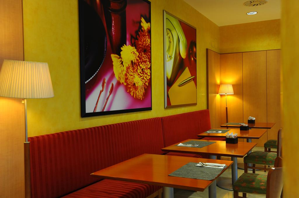 Hotel City Express Santander Parayas