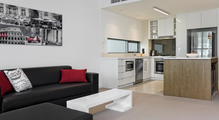 Quattro on Astor Apartments Brisbane by Restt