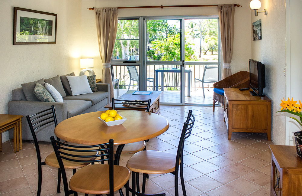 Clifton Sands Holiday Apartments