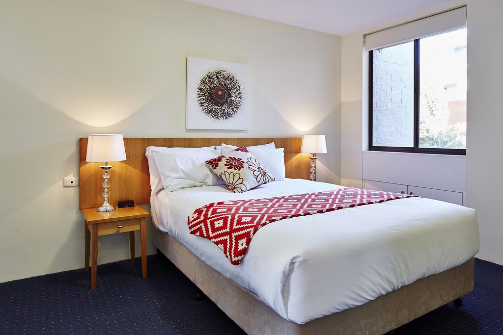 Manuka Park Apartments