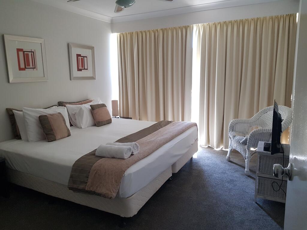Contessa Holiday Apartments Gold Coast