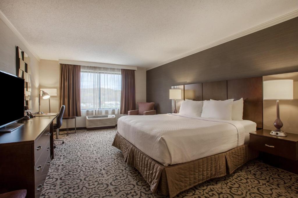 Crowne Plaza Danbury