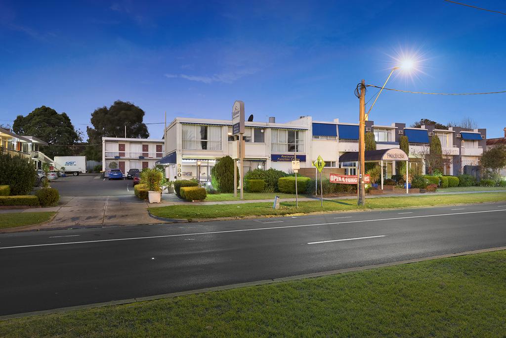 Alexander Motor Inn & Apartments
