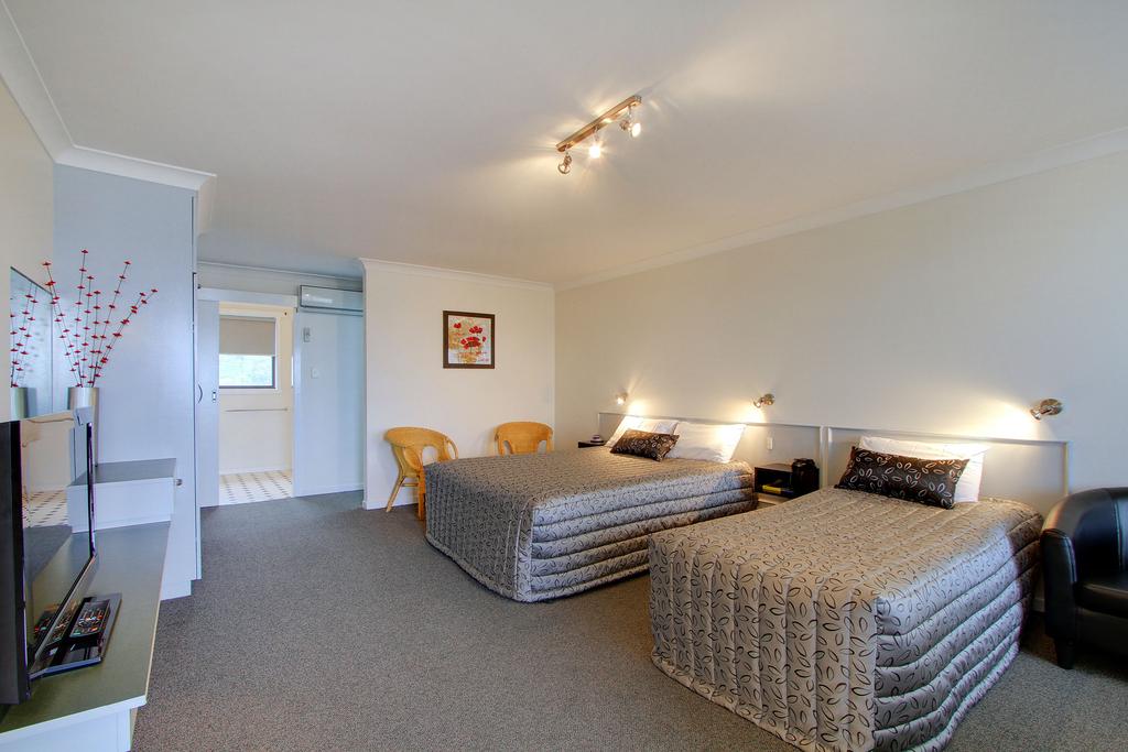 Tamar River Villas