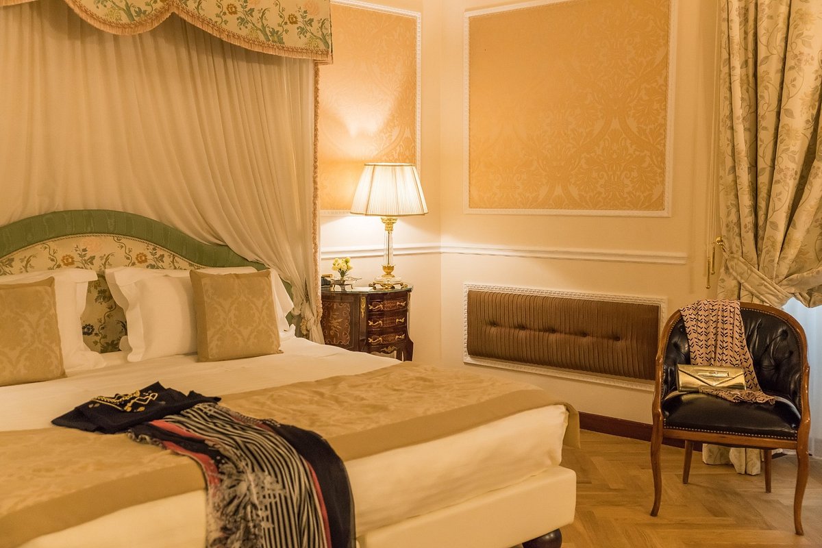 Bernini Palace