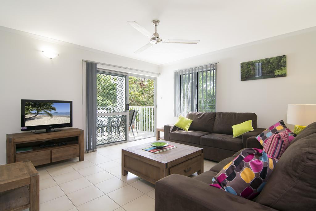 Port Douglas Outrigger Holiday Apartments