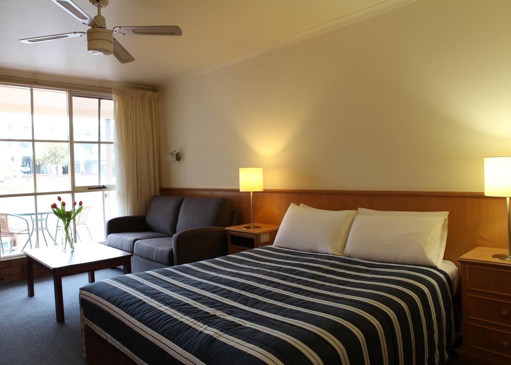 Summerhill Motor Inn - Adult Only