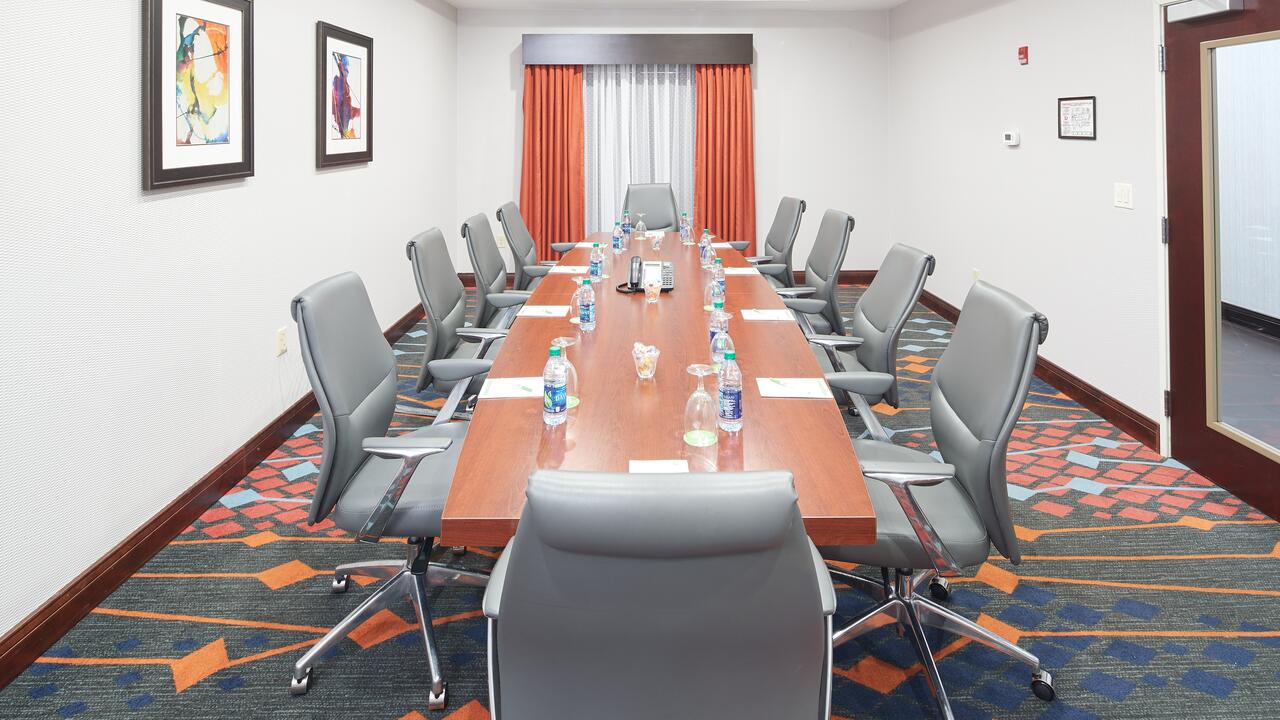 Holiday Inn Hotel & Suites Stockbridge/atlanta I 75