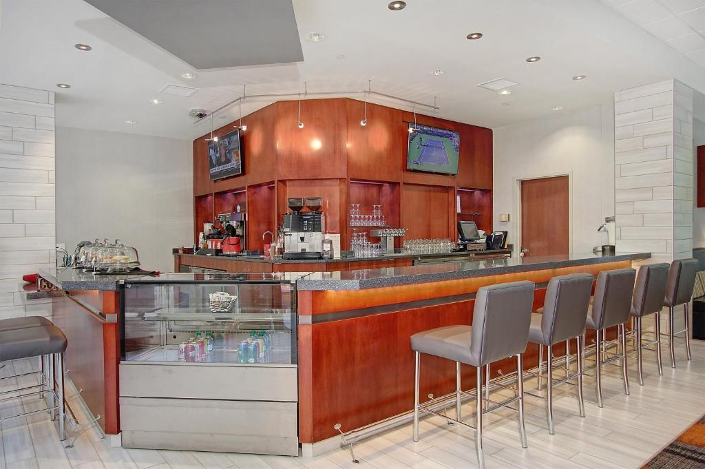 Holiday Inn University Plaza-Bowling Green