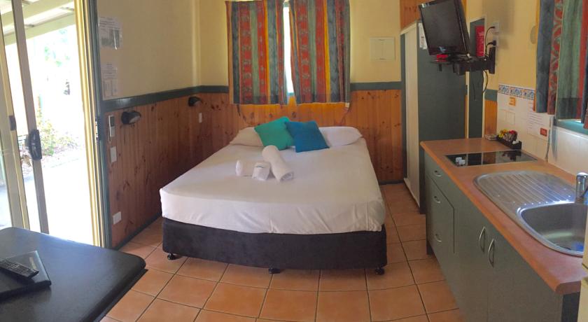 Island Gateway Holiday Park