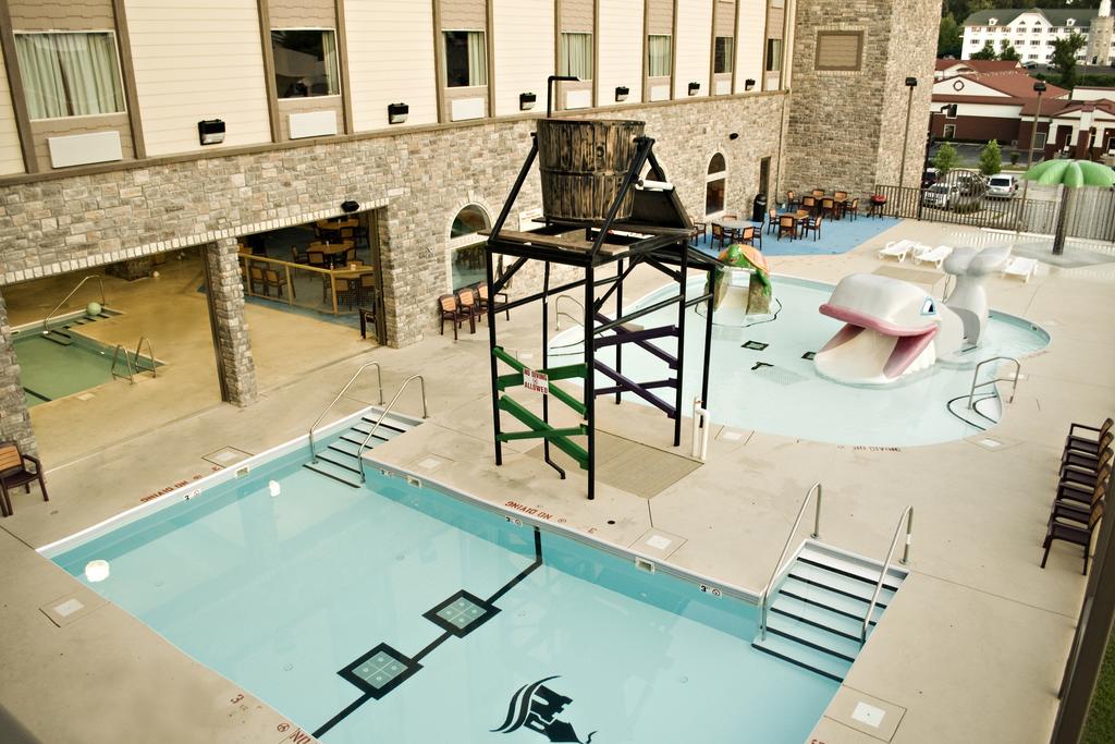 Castle Rock Resort & Waterpark