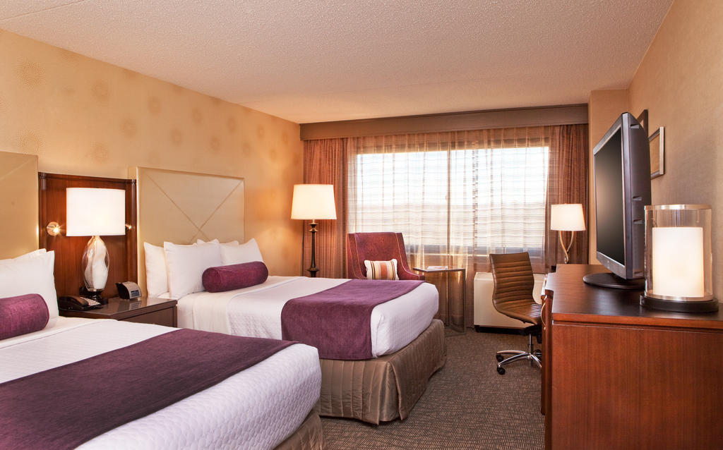 Crowne Plaza White Plains Downtown