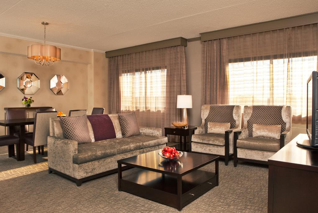 Crowne Plaza White Plains Downtown