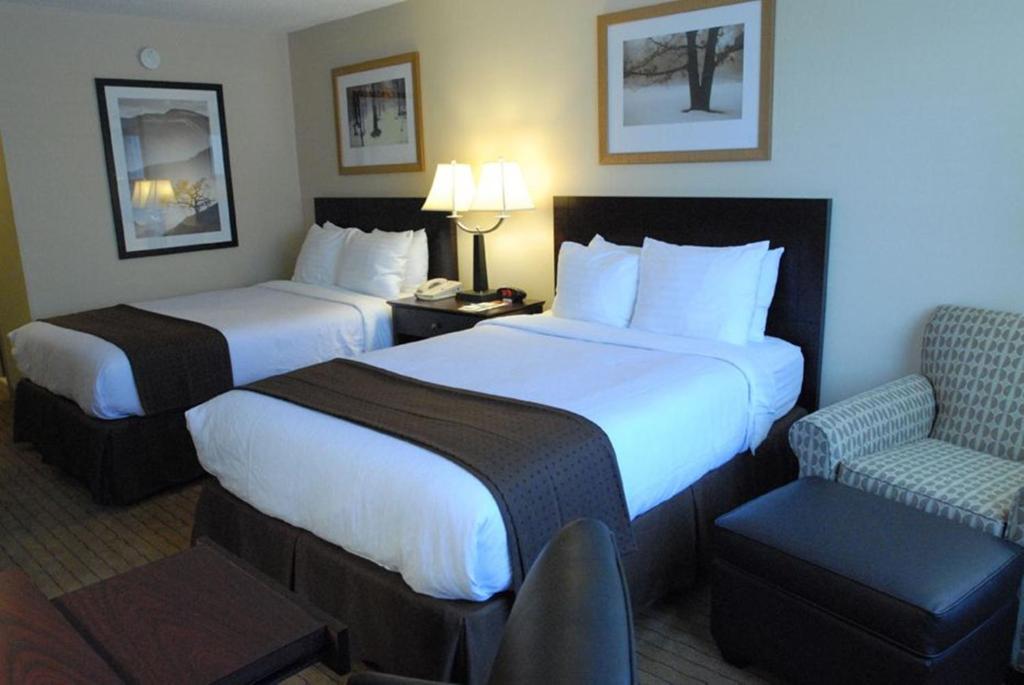 Holiday Inn Canton (Belden Village)