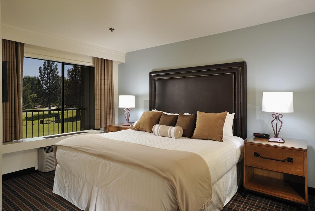 The Lodge at Eagle Crest Resort