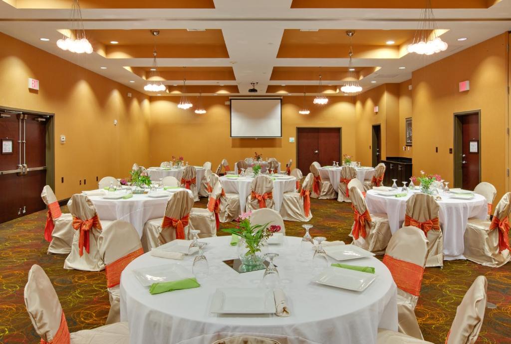 Holiday Inn Houston East - Channelview